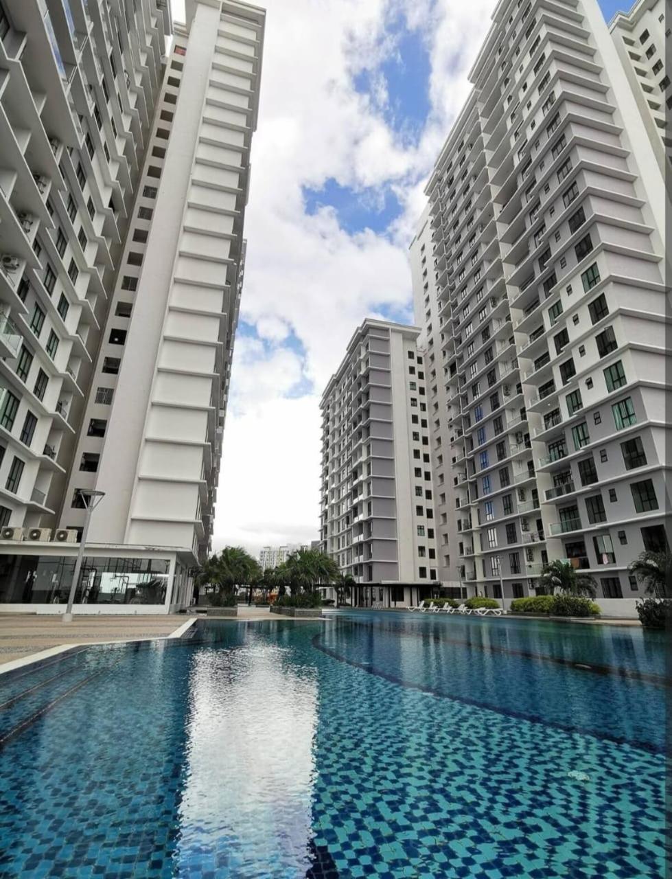 Platino 4Bedrooms Paradigm Mall Netflix By Stay Johor Bahru Exteriér fotografie
